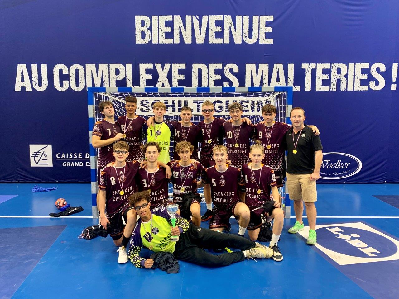 L'équipe U18 lors d'un tournoi à Strasbourg