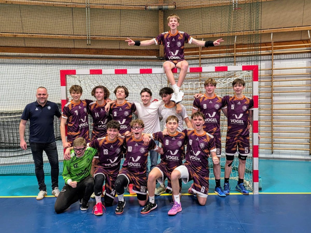 L’équipe des U18-3M sacrés Champions !