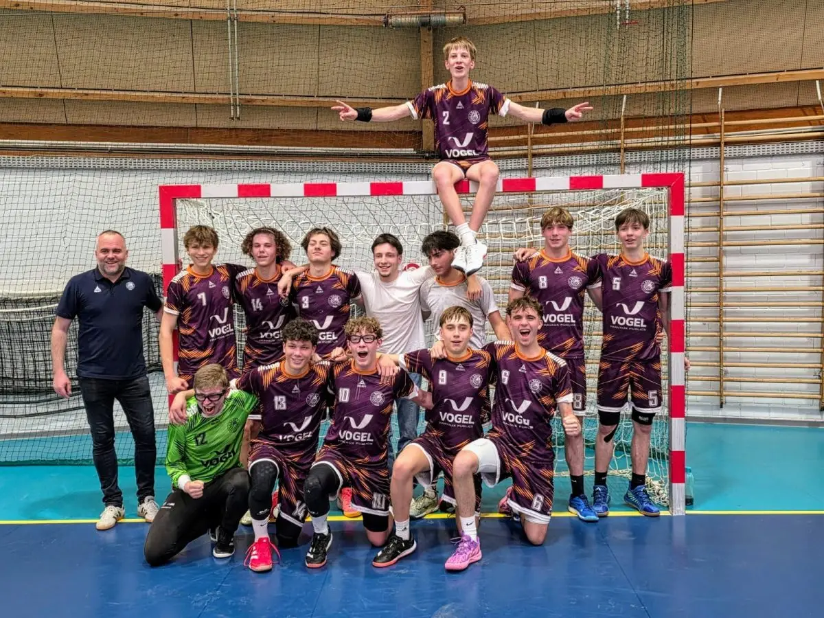 L’équipe des U18-3M sacrés Champions !