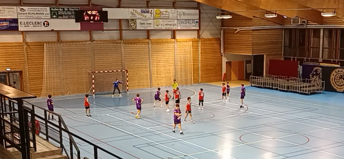 Résumé Match SAHB 13.1 vs Village Neuf 13.1